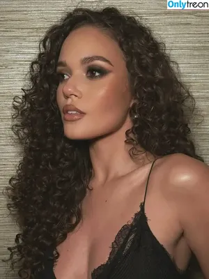 Madison Pettis / madisonpettis nude photo #1140