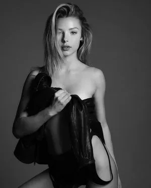 Madison Teeuws / madtev фото голая #0037