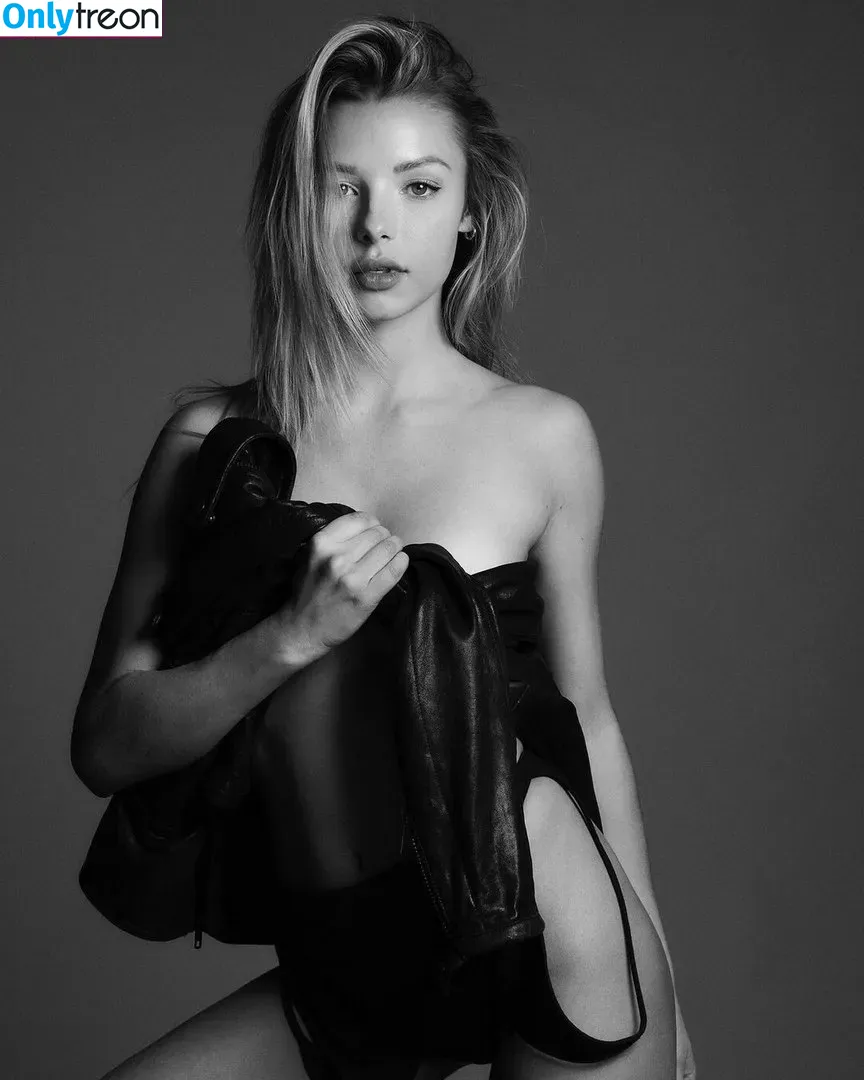 Madison Teeuws голая photo #0037 (madtev)
