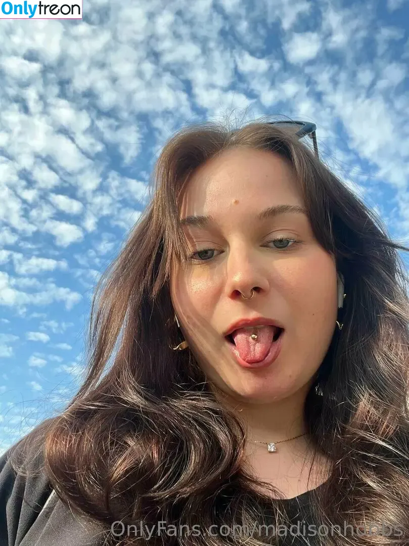 madisonhobbs голая photo #0018 (Thanossbethicc / coachm3hobbs)