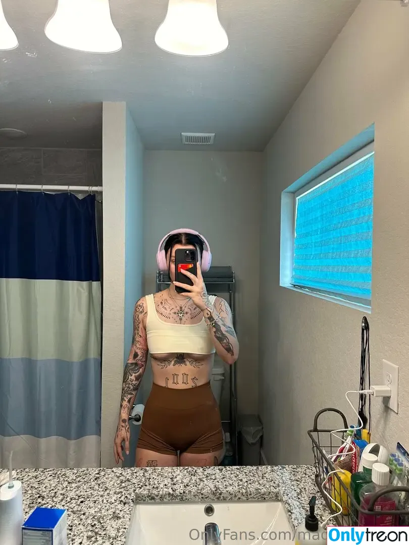 Madisonnrainn nude photo #0010 (madison.rainn)