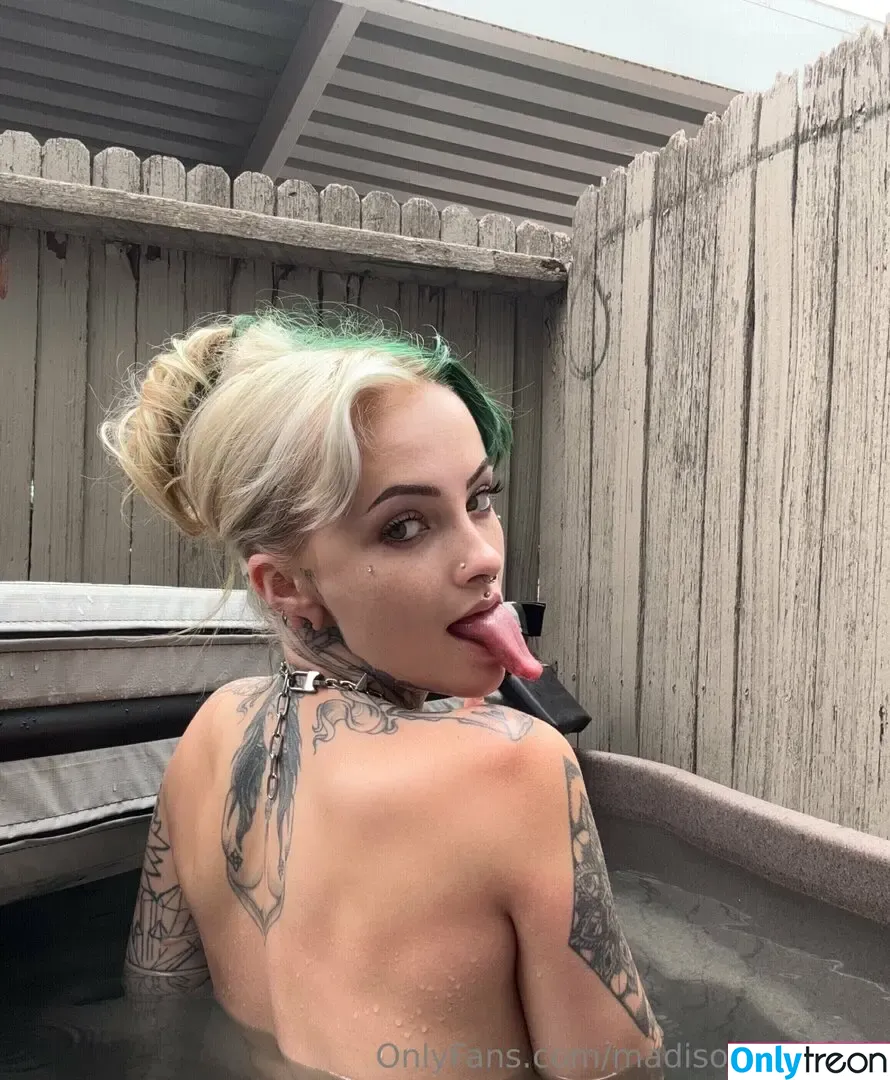 madisonturnerxo nude photo #0051 (madisonturnerxo)
