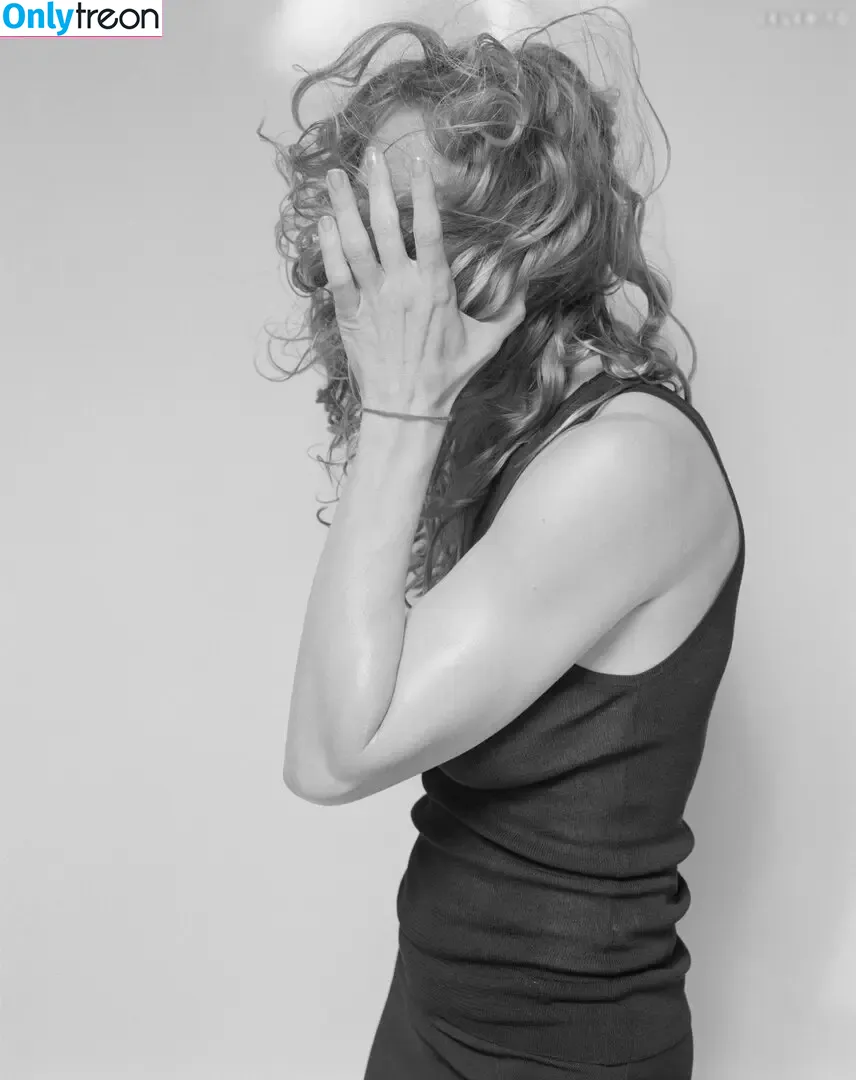 Madonna nude photo #0558 (Madonna)