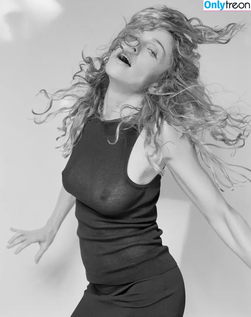 Madonna nude photo #0560 (Madonna)