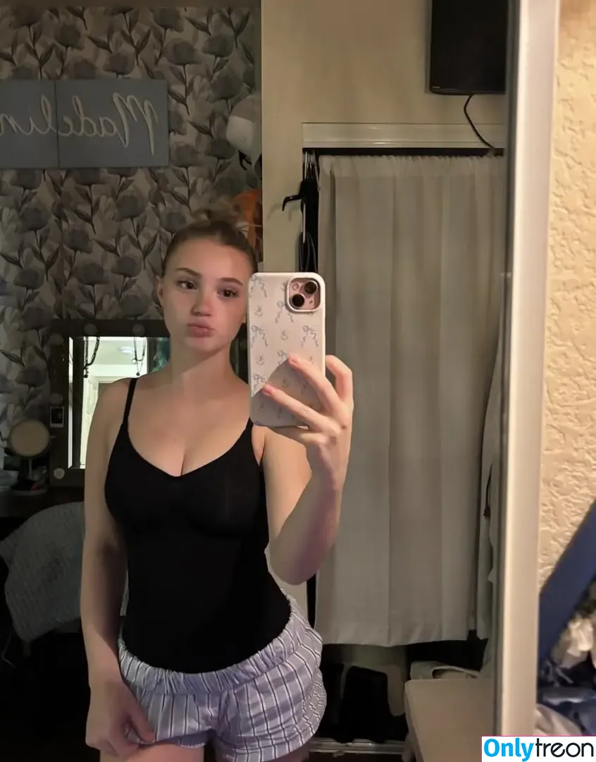 Mads Thompson Maddiiedee nude photo #0007 (maddiiedee)