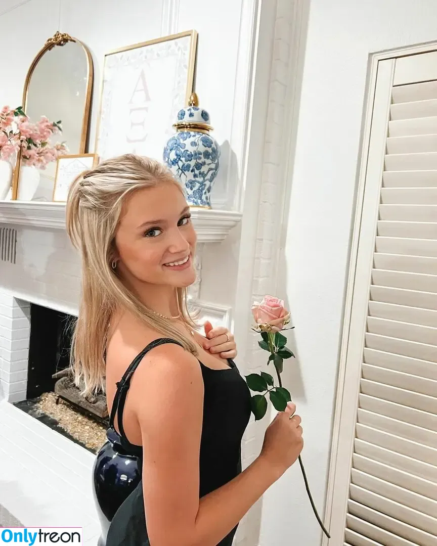 Mads Thompson Maddiiedee nude photo #0011 (maddiiedee)