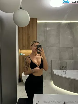  nude photo #0003