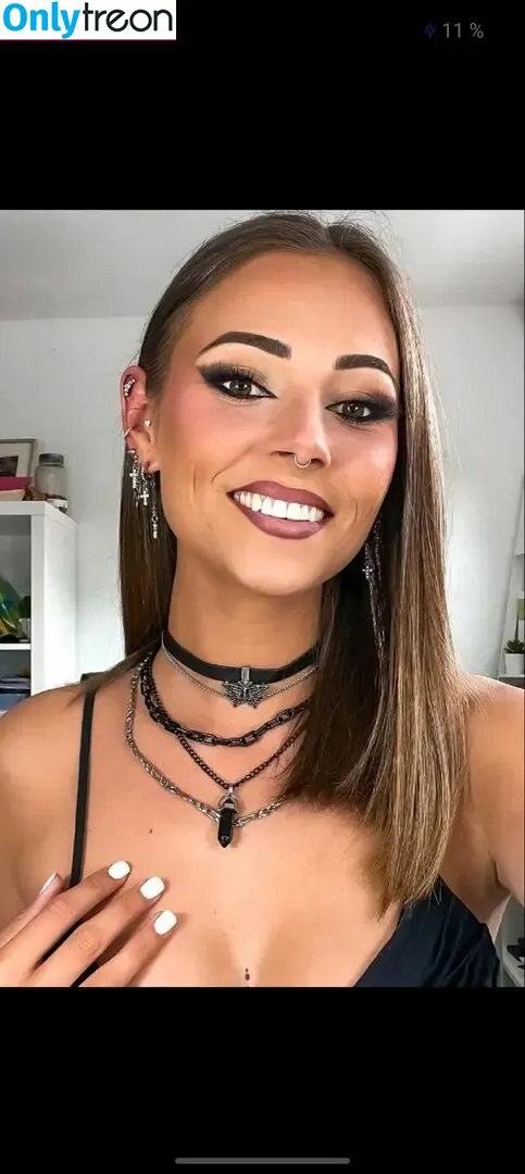 Maelie_vhd nude photo #0016 (Bassbabe / callmebassbabe / mäelie_vhd)