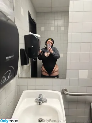 maethethiccfae / ktmaesec nude photo #0099