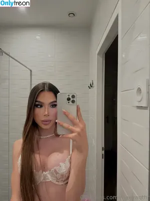  nude photo #0008