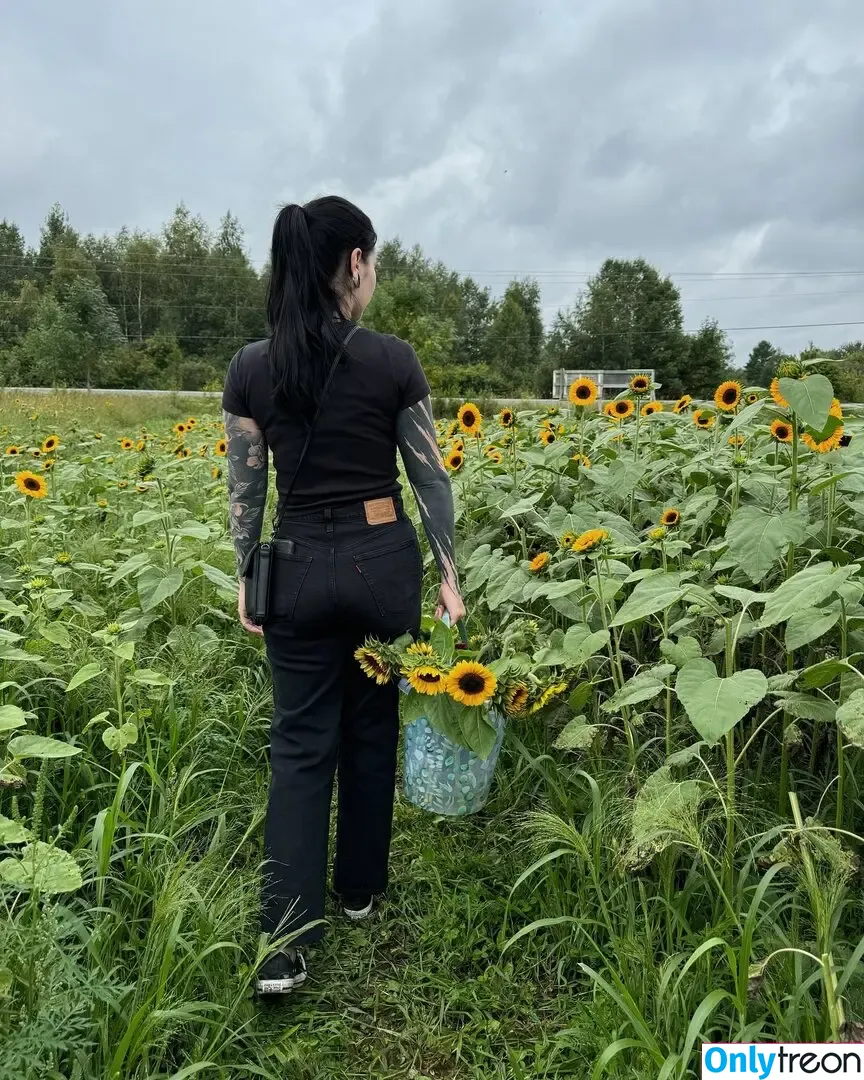 Mag Numb голая photo #0026 (magxnumb)