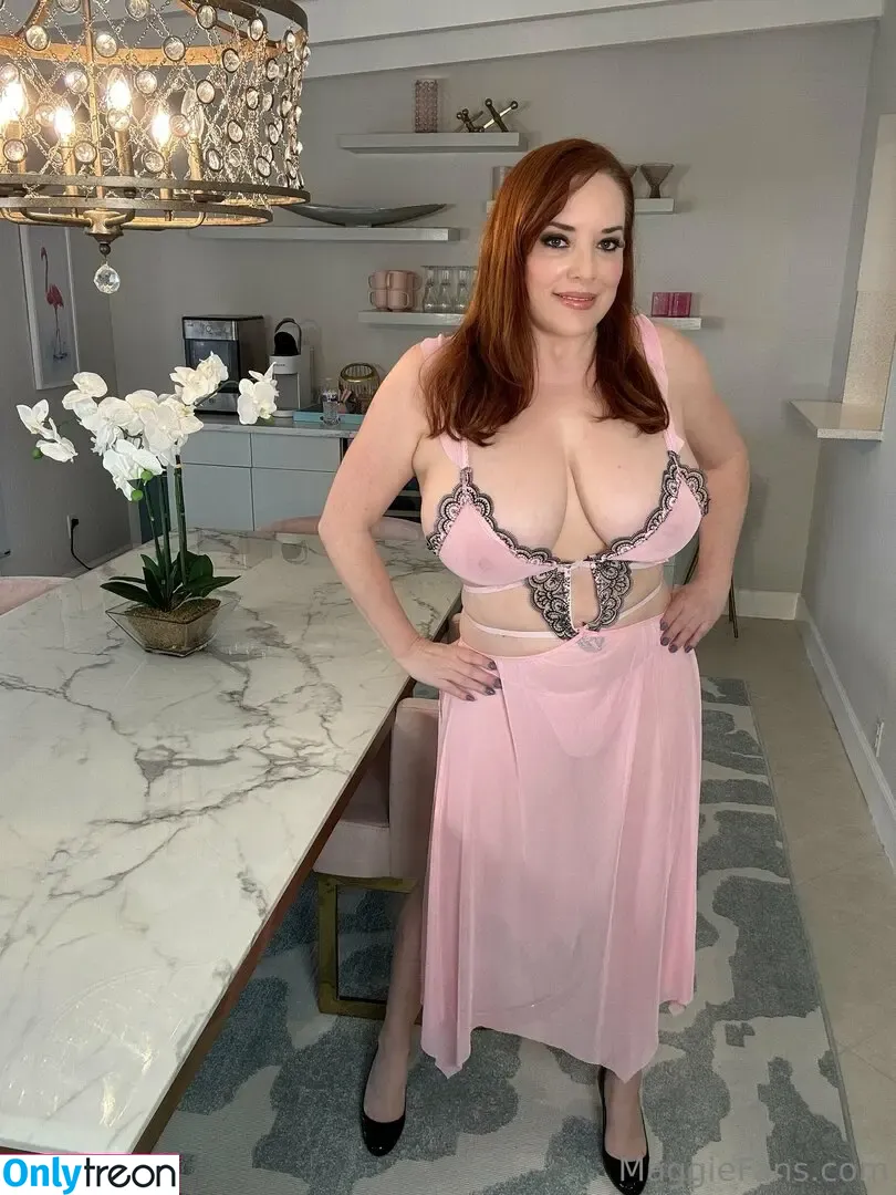 Maggie Green nude photo #0717 (maggiegreenlive / officialmaggiegreen)