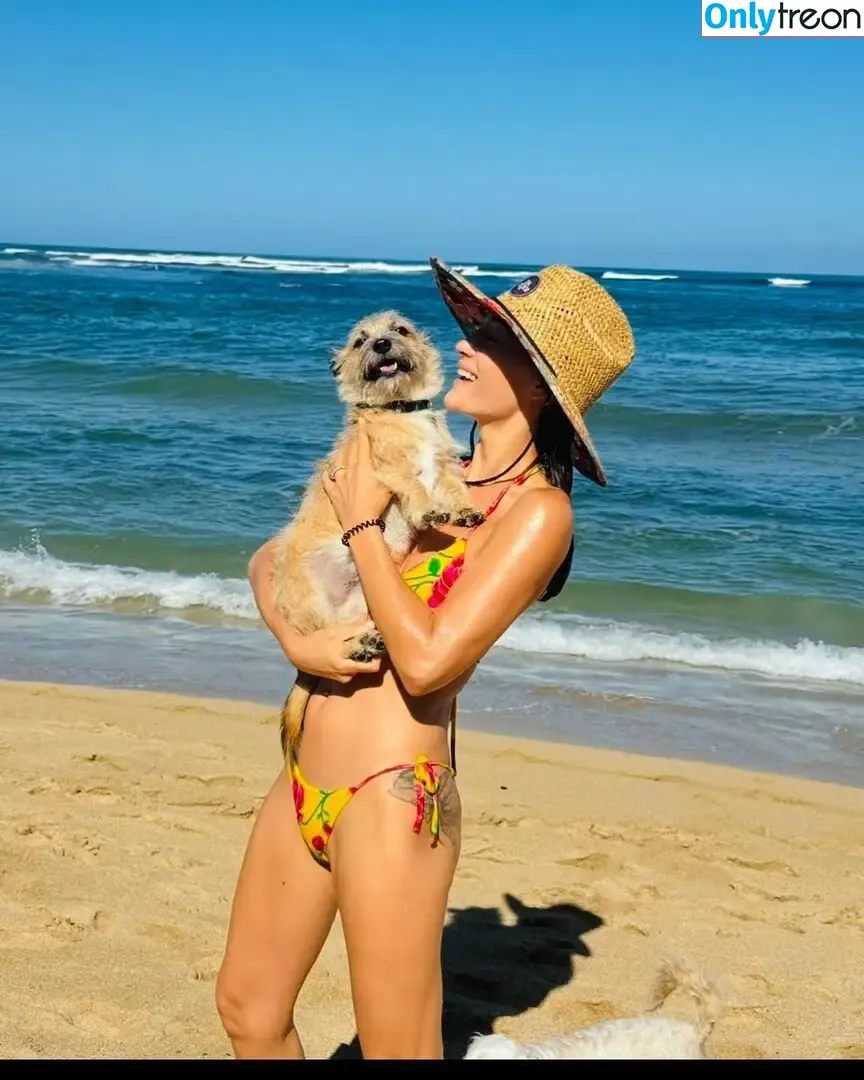 Maggie Q голая photo #0248 (maggieq / sweet_maggi)