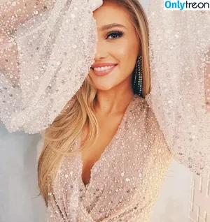 Maggie Sajak / maggiesajak фото голая #0021