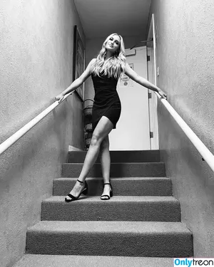Maggie Sajak / maggiesajak фото голая #0026