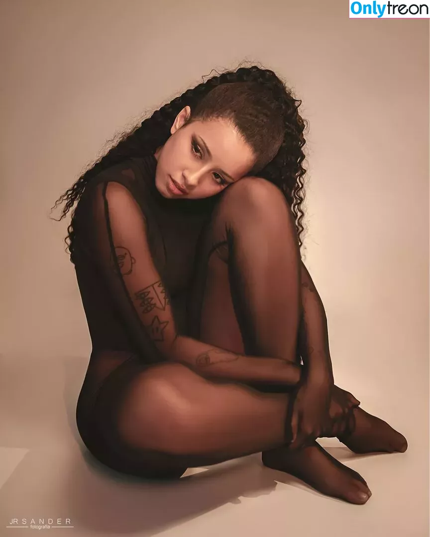 Magic Phyra голая photo #0521 (magic_phyra / magicphyra)