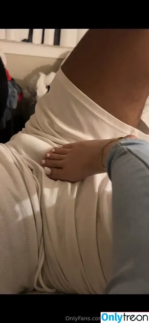 magicprincesss nude photo #0013 (magicprincesss)
