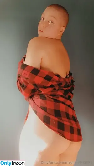  nude photo #0001