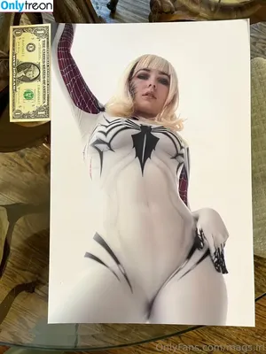 Mags.IRL / MagsIRL / magsgonewild / omgcosplay фото голая #0029