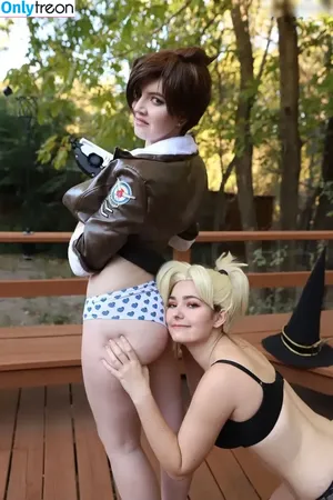 Mags.IRL / MagsIRL / magsgonewild / omgcosplay фото голая #0170