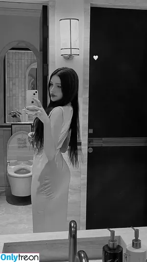 Mahiye Selin / selin.egmn / selin.z nude photo #0032