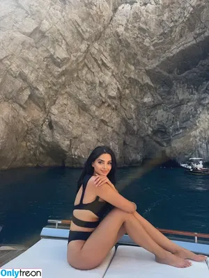Mahlagha Jaberi / mahlaghajaberi nude photo #0070