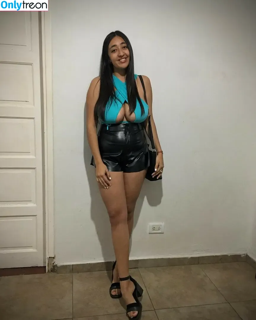 Maia Cueto nude photo #0005 (_maiacueto / cuetomaia6 / maicueto / mooooi01_ 🇦🇷)