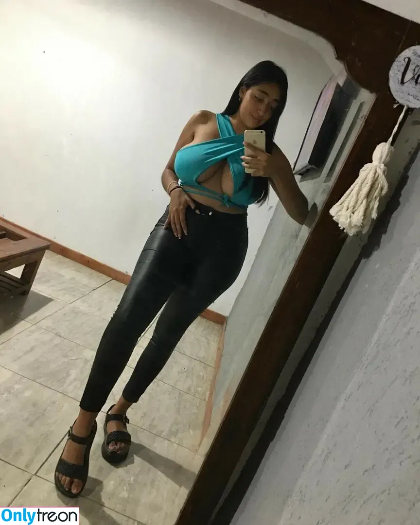 Maia Cueto nude photo #0009 (_maiacueto / cuetomaia6 / maicueto / mooooi01_ 🇦🇷)
