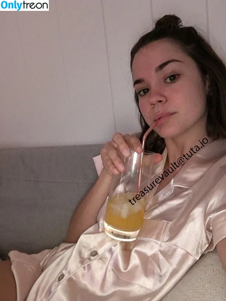 Maia Mitchell голая photo #0003 (maiamitchell)