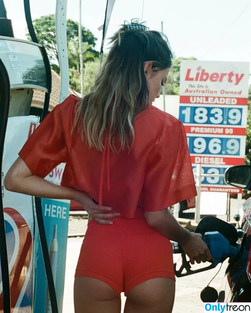 Maia Mitchell голая photo #0038 (maiamitchell)