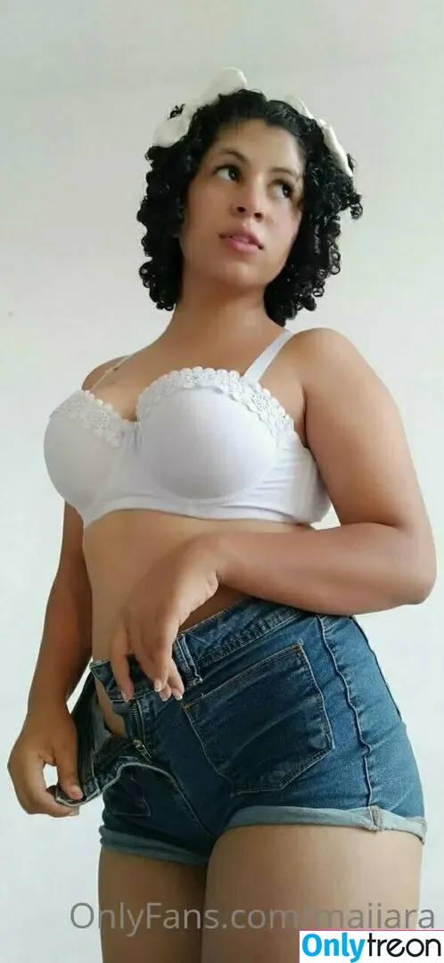 maiiara nude photo #0028 (maiiarabymn)