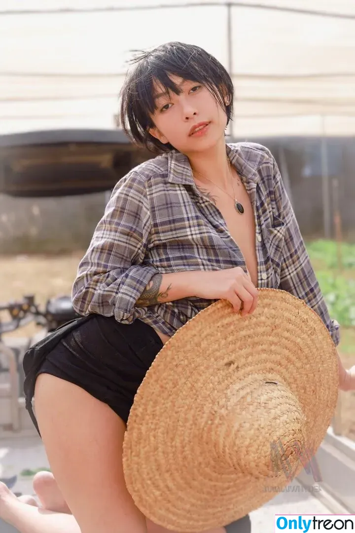 Maimaiwhyder Taiwanese Big Boobs nude photo #0220 (Maimaiwhyder Taiwanese Big Boobs)