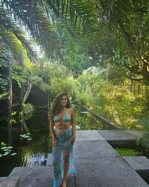 Maisa Silva / maisa nude photo #0142