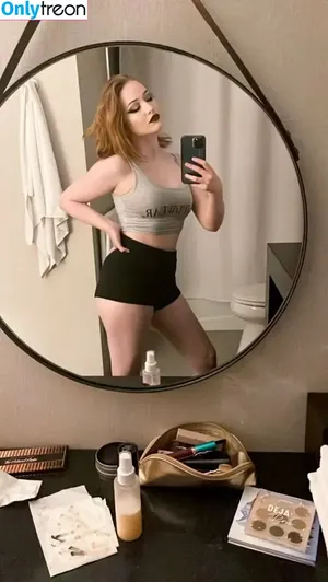 Maisie Lynn / MaisieLynn / maisielynnie nude photo #0009