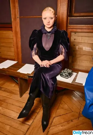 Maisie Williams / Maisie_Williams фото голая #1673