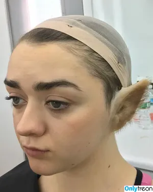 Maisie Williams / Maisie_Williams nude photo #1719