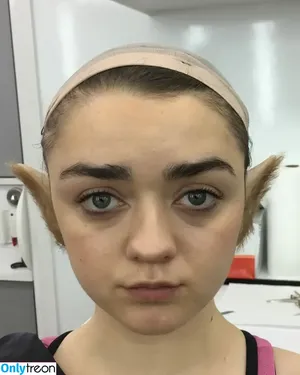 Maisie Williams / Maisie_Williams nude photo #1728