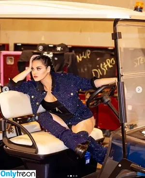 Maite Perroni / maiteperroni nude photo #0007