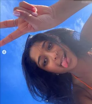 Maitreyi Ramakrishnan / maitreyiramakrishnan / ramakrishnannn nude photo #0134