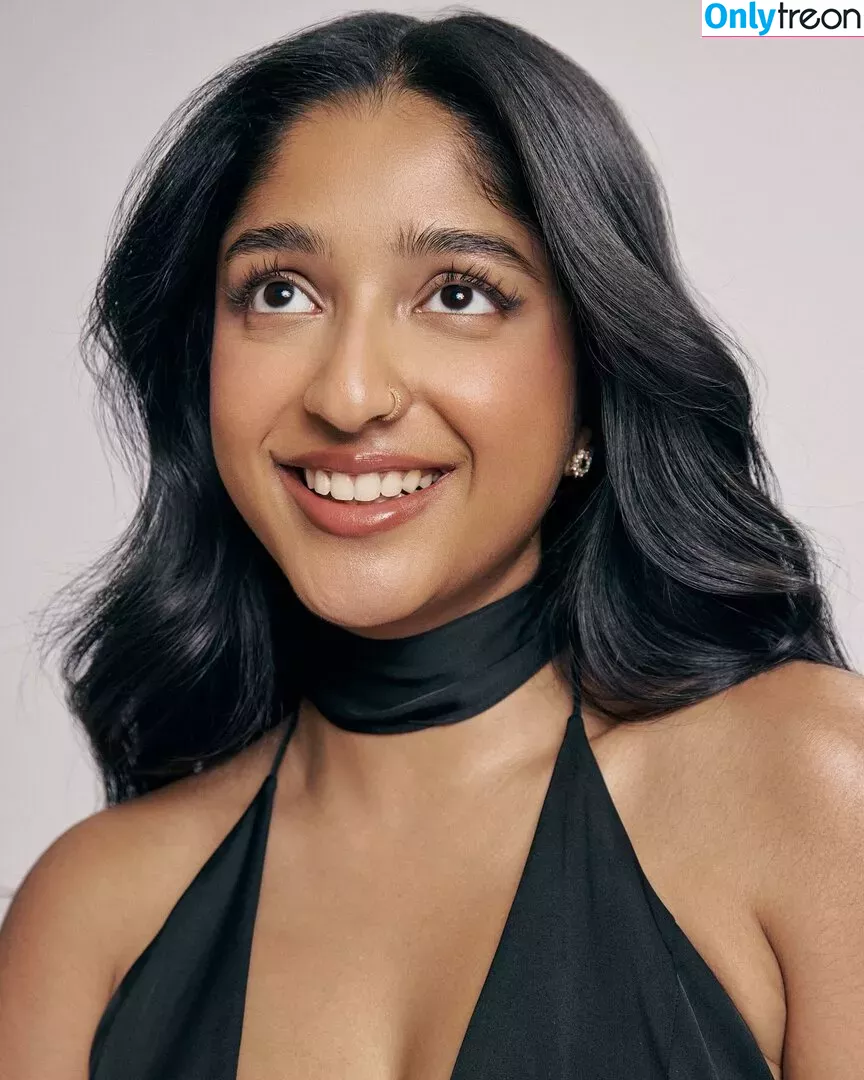 Maitreyi Ramakrishnan nude photo #0092 (maitreyiramakrishnan / ramakrishnannn)