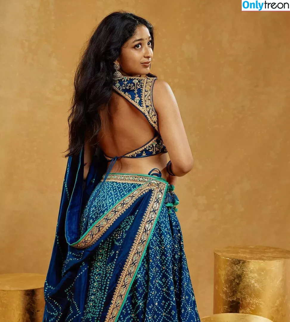 Maitreyi Ramakrishnan nude photo #0102 (maitreyiramakrishnan / ramakrishnannn)