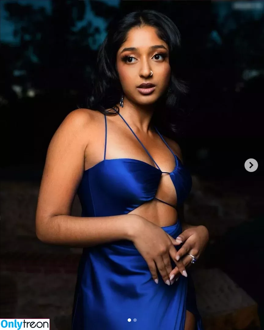 Maitreyi Ramakrishnan nude photo #0135 (maitreyiramakrishnan / ramakrishnannn)