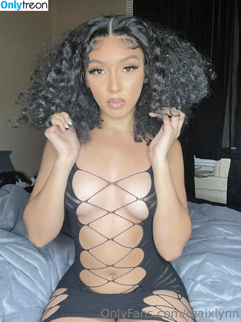 maixlynn nude photo #0027 (maixlyn)