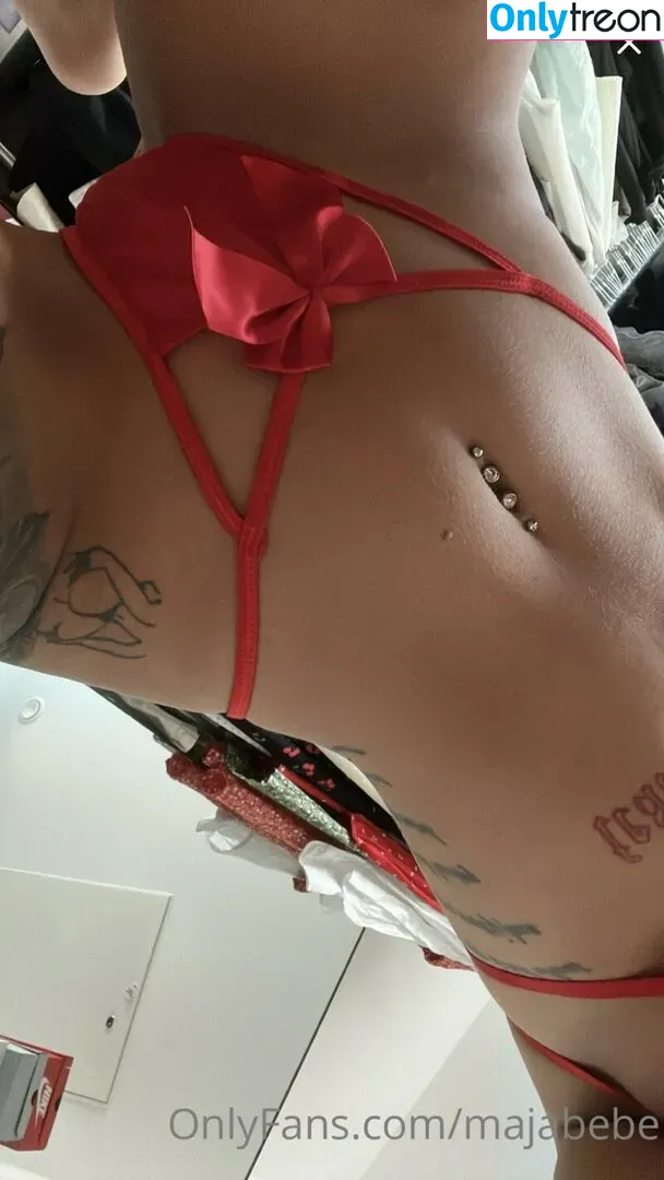 Majabebe nude photo #0001 (Maja bebe)