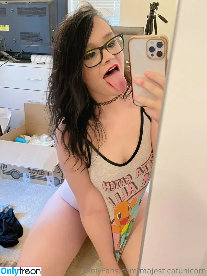 majesticafunicorn nude photo #0410 (dude_you_fugly / majesticnudes)