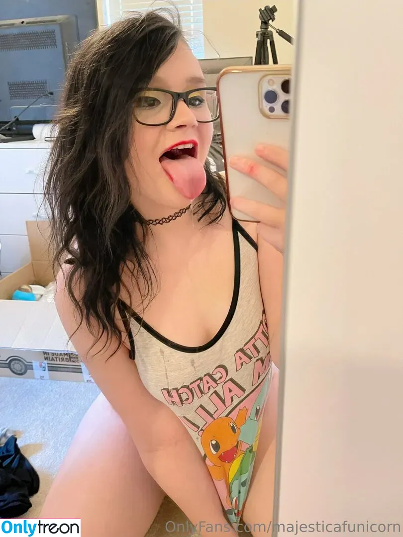 majesticafunicorn nude photo #0526 (dude_you_fugly / majesticnudes)