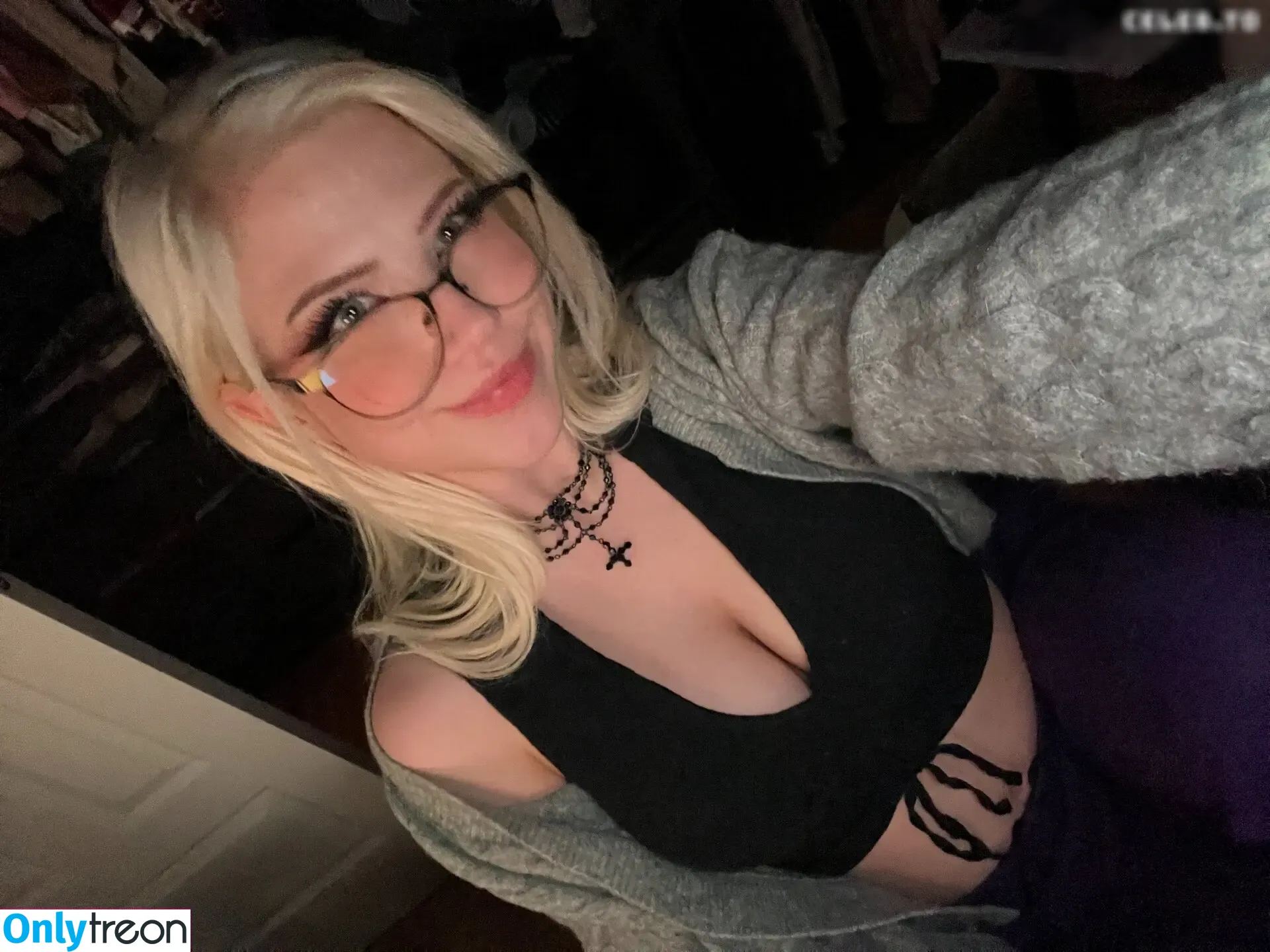 Maji nude photo #0189 (ilovebitterlife / majijej / officialmajicjames)