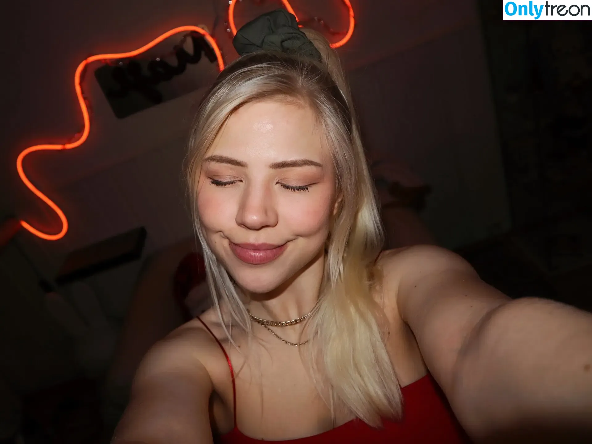Maji голая photo #0192 (ilovebitterlife / majijej / officialmajicjames)