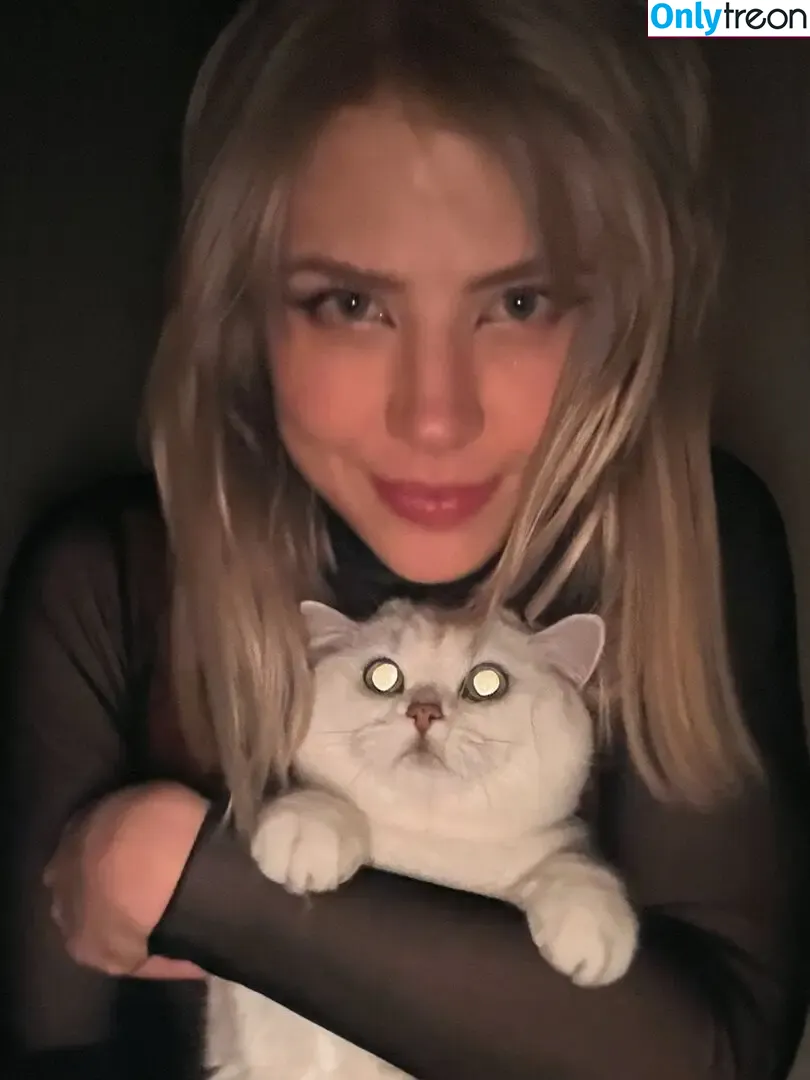 Maji голая photo #0551 (ilovebitterlife / majijej / officialmajicjames)