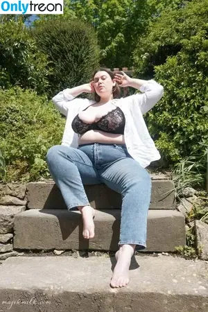 Majikmilk | Busty BBW / majikmilk nude photo #0046